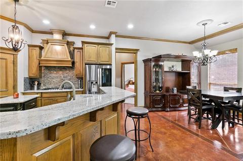 2608 Saddleback Dr, Edmond, OK 73034 photo 10