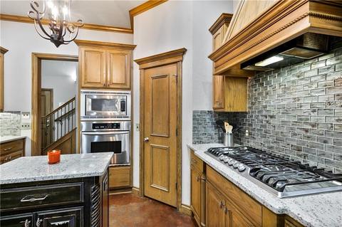 2608 Saddleback Dr, Edmond, OK 73034 photo 11