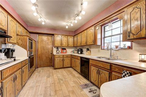 161 E Vail Dr, Yukon, OK 73099 photo 11