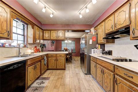 161 E Vail Dr, Yukon, OK 73099 photo 14