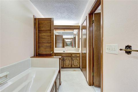 161 E Vail Dr, Yukon, OK 73099 photo 18