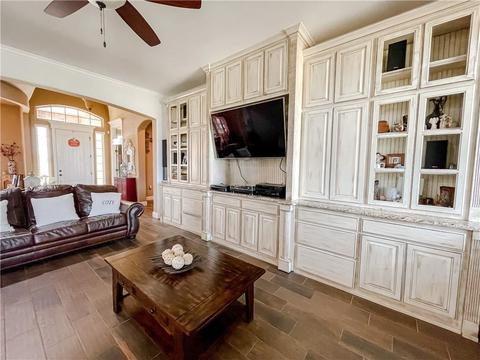 1205 Kingston St, Tuttle, OK 73089 photo 5