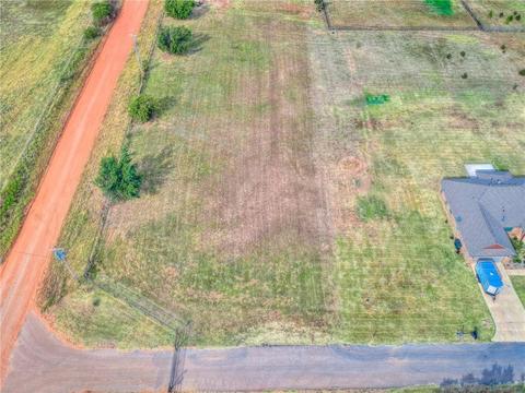 7455 Hawk Crest Ln, Guthrie, OK 73044 photo 3