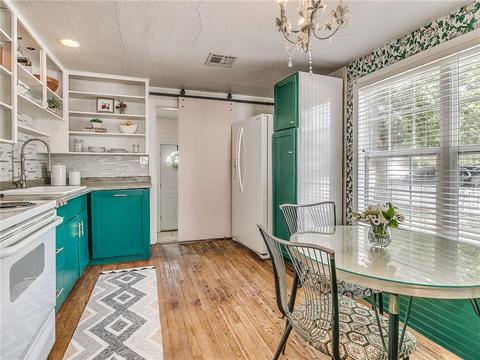 14 E 7th St, Edmond, OK 73034 photo 3