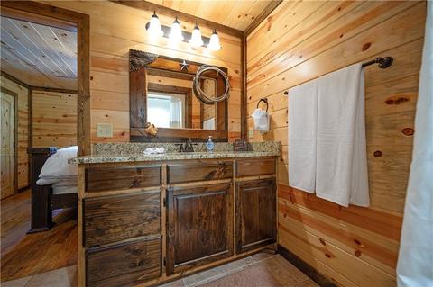645 Long Pine Trl, Broken Bow, OK 74728 photo 9
