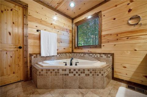 645 Long Pine Trl, Broken Bow, OK 74728 photo 15