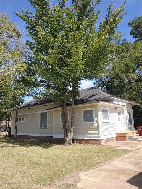 900 E Duke St, Hugo, OK 74743 photo 3