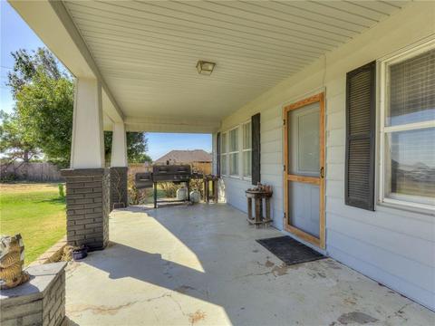 705 SW 2nd, Tuttle, OK 73089 photo 7