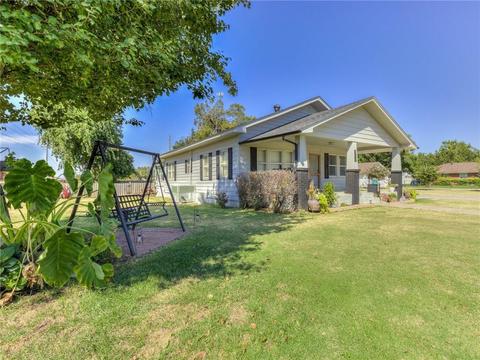 705 SW 2nd, Tuttle, OK 73089 photo 3