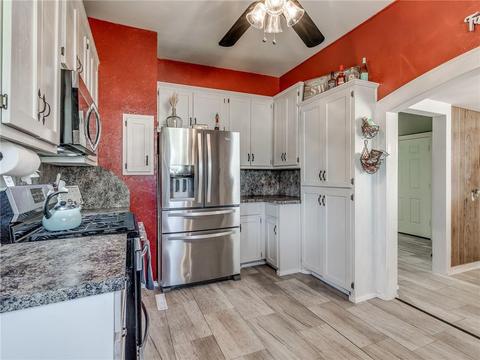 705 SW 2nd, Tuttle, OK 73089 photo 16