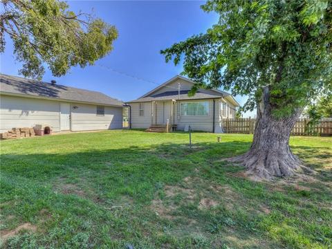 705 SW 2nd, Tuttle, OK 73089 photo 31