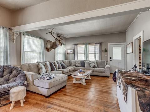 705 SW 2nd, Tuttle, OK 73089 photo 11