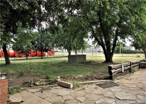 121 S 10th St, Thomas, OK 73669 photo 32
