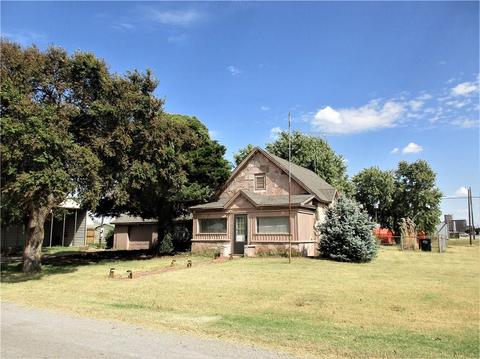 121 S 10th St, Thomas, OK 73669 photo 1