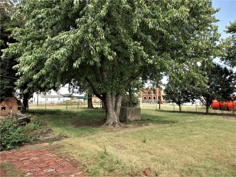 121 S 10th St, Thomas, OK 73669 photo 33