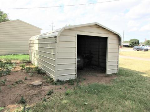 121 S 10th St, Thomas, OK 73669 photo 28