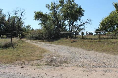14801 E Vfw Rd, Glencoe, OK 74032 photo 1