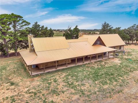 32353 E County Road 1310 Rd, Willow, OK 73673 photo 1