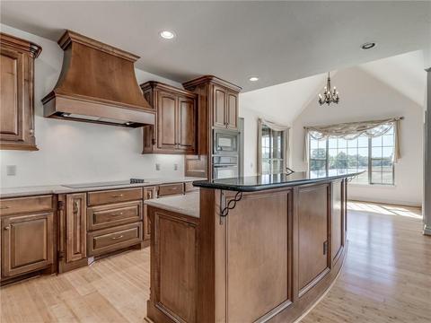 3850 E Franklin Rd, Norman, OK 73026 photo 5
