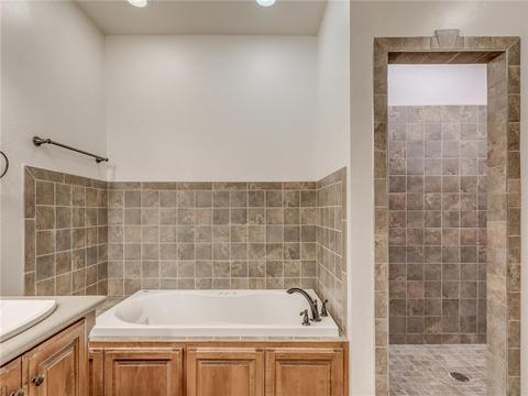 3850 E Franklin Rd, Norman, OK 73026 photo 12