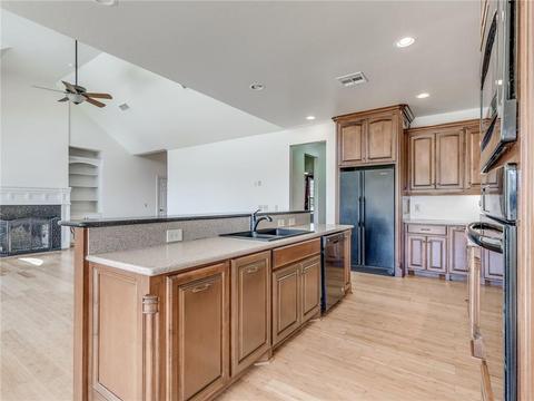 3850 E Franklin Rd, Norman, OK 73026 photo 8