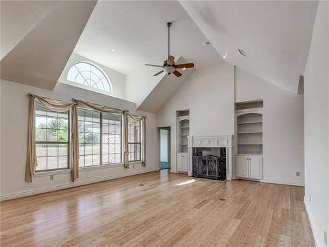 3850 E Franklin Rd, Norman, OK 73026 photo 4