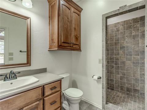 3850 E Franklin Rd, Norman, OK 73026 photo 15