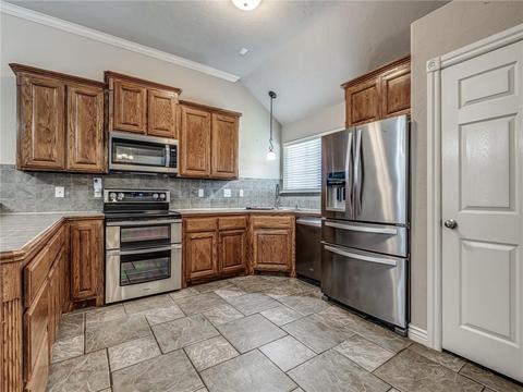 1716 Dorothy Dr, Moore, OK 73170 photo 13