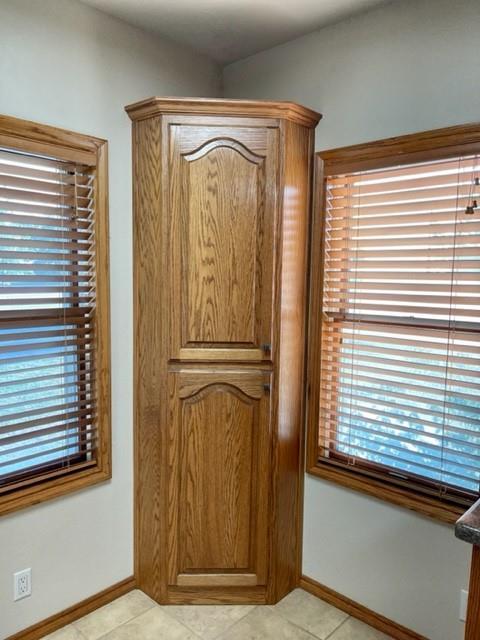 1249 S 4th St, Perry, OK 73077 photo 6
