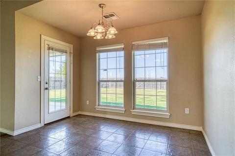 513 Peacock Ln, Altus, OK 73521 photo 9