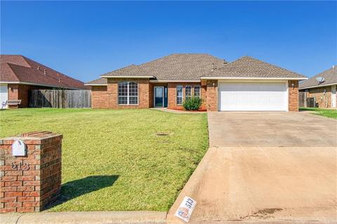 513 Peacock Ln, Altus, OK 73521 photo 1