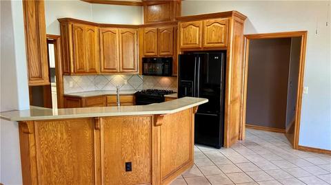 1506 Excaliber Dr, Tuttle, OK 73089 photo 13