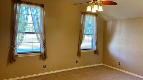 1506 Excaliber Dr, Tuttle, OK 73089 photo 15