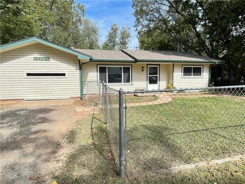 1310 E 2nd St, Cushing, OK 74023 photo 26