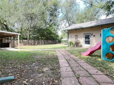 1310 E 2nd St, Cushing, OK 74023 photo 21