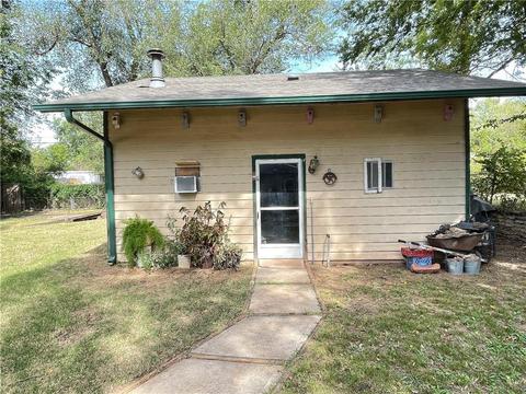 1310 E 2nd St, Cushing, OK 74023 photo 20