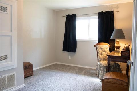 1310 E 2nd St, Cushing, OK 74023 photo 10