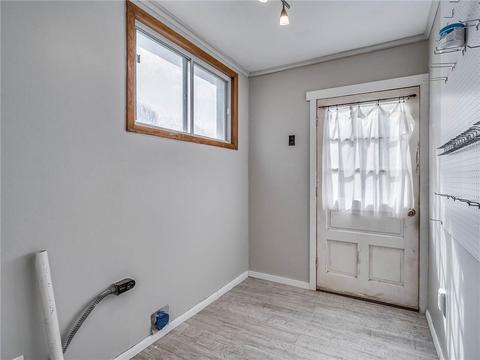 516 W Park St, Mcloud, OK 74851 photo 28