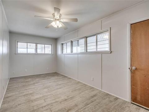 516 W Park St, Mcloud, OK 74851 photo 16