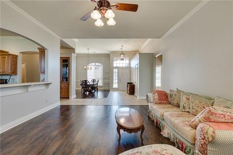 1901 Dorothy Dr, Moore, OK 73170 photo 8