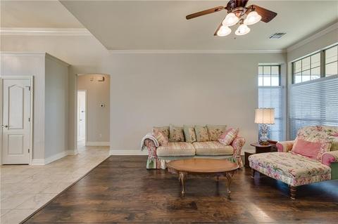 1901 Dorothy Dr, Moore, OK 73170 photo 6