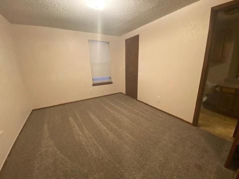 2121 Meench Dr, Moore, OK 73170 photo 4