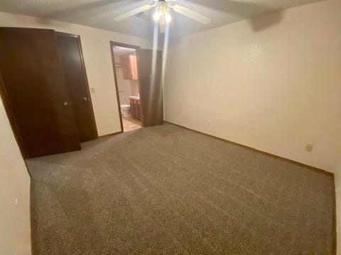 2121 Meench Dr, Moore, OK 73170 photo 6