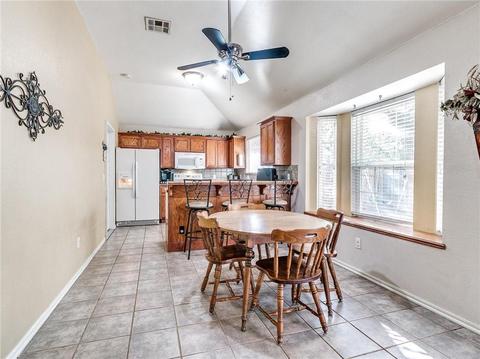 520 Bent Tree Rd, Noble, OK 73068 photo 4