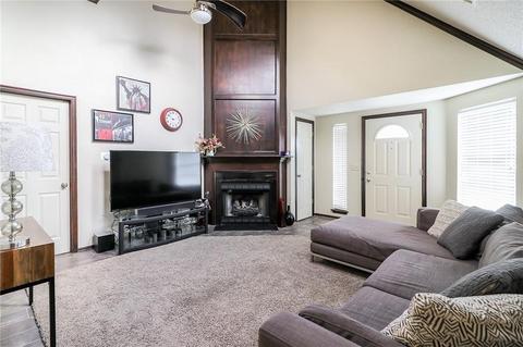 2143 Goodrich Dr, Moore, OK 73170 photo 7