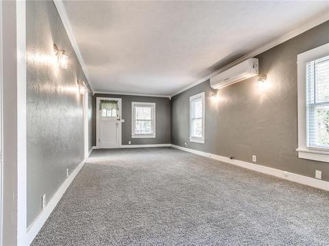 1206 E Maple St, Cushing, OK 74023 photo 4