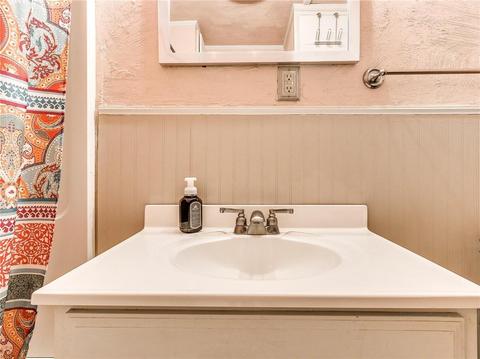 1206 E Maple St, Cushing, OK 74023 photo 13