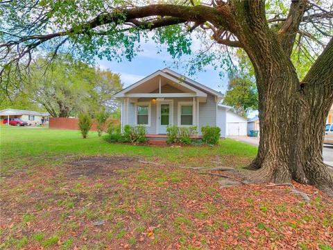 1206 E Maple St, Cushing, OK 74023 photo 2