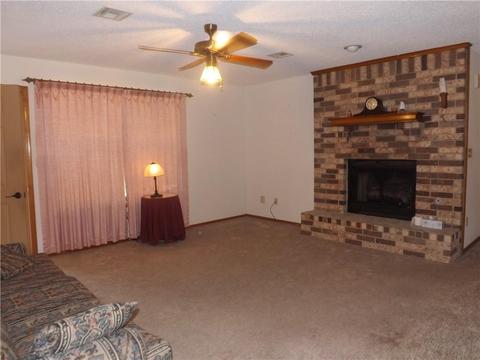 1805 Jupiter St, Altus, OK 73521 photo 3