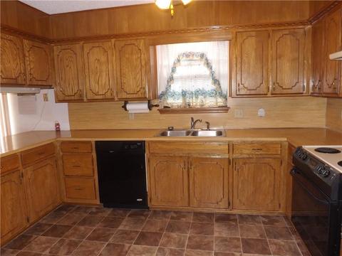 1805 Jupiter St, Altus, OK 73521 photo 4